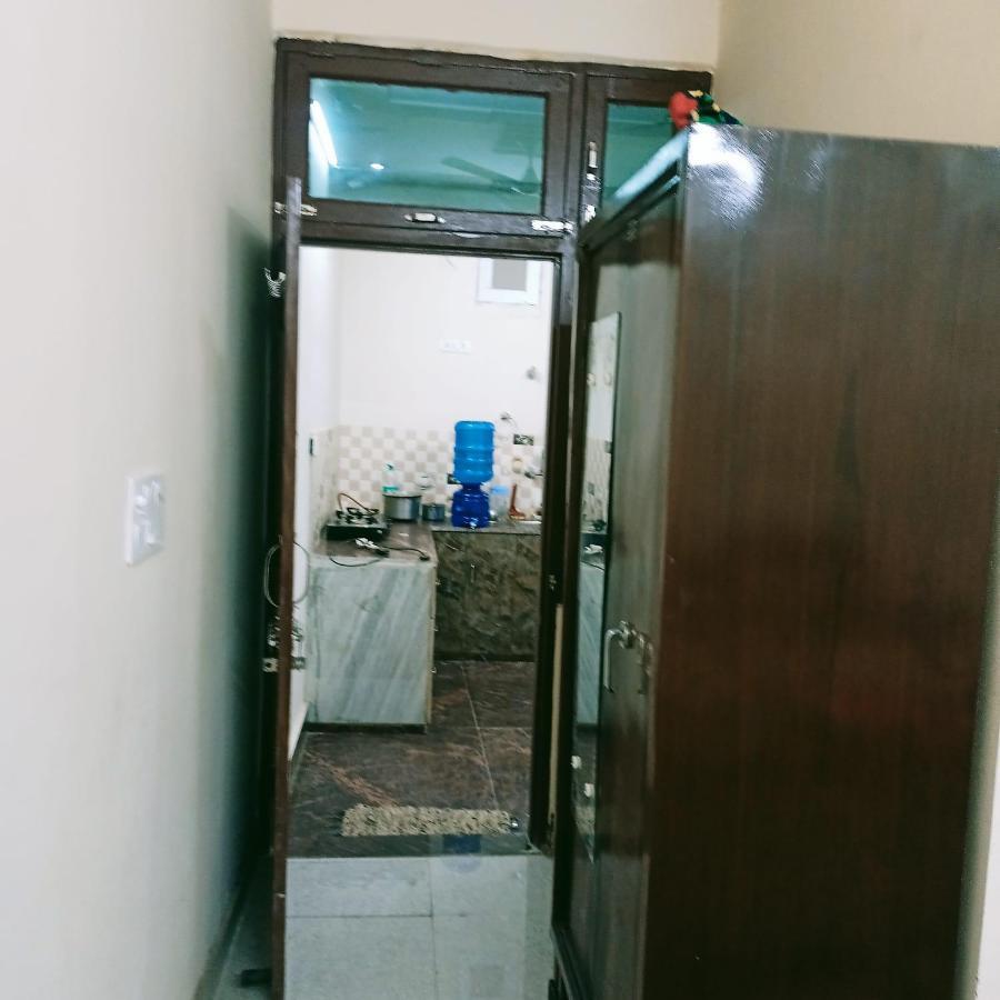 Radha Bhavan Vrindāvan Esterno foto